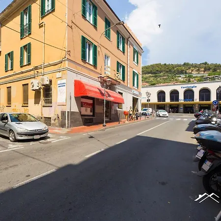 Train Station, 1br, Ac, Ventimiglia, By Tilo Appartement